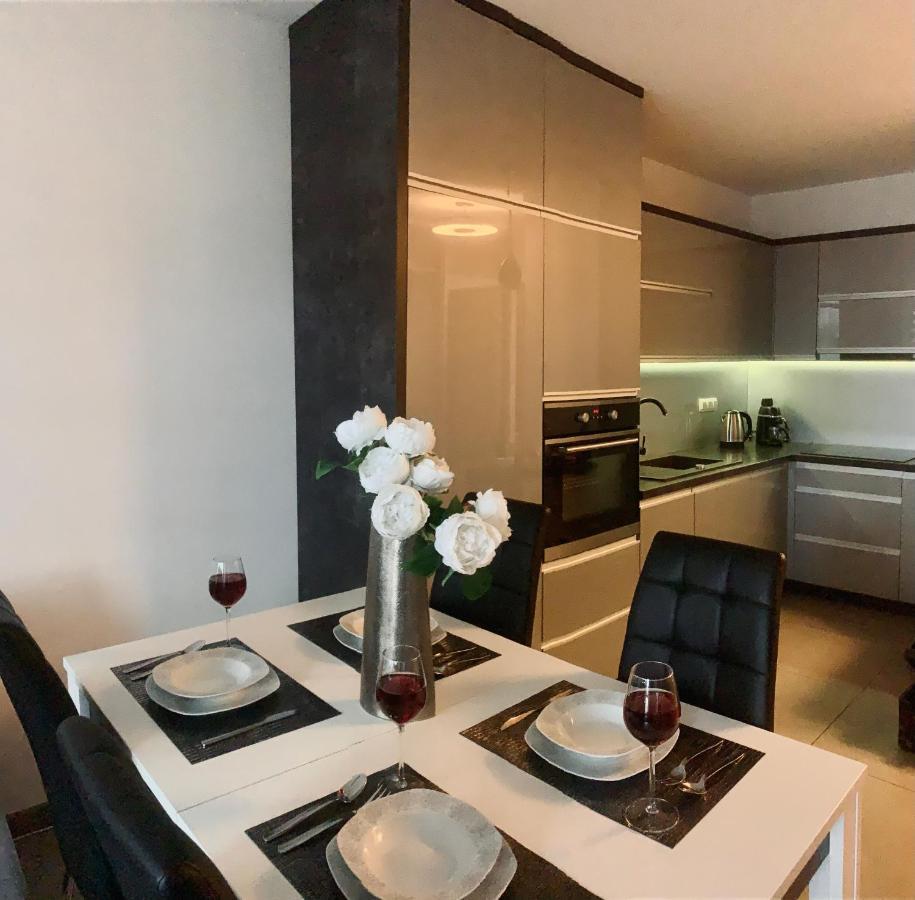 Downtown Apartments Family&Friends Rzeszow Dış mekan fotoğraf