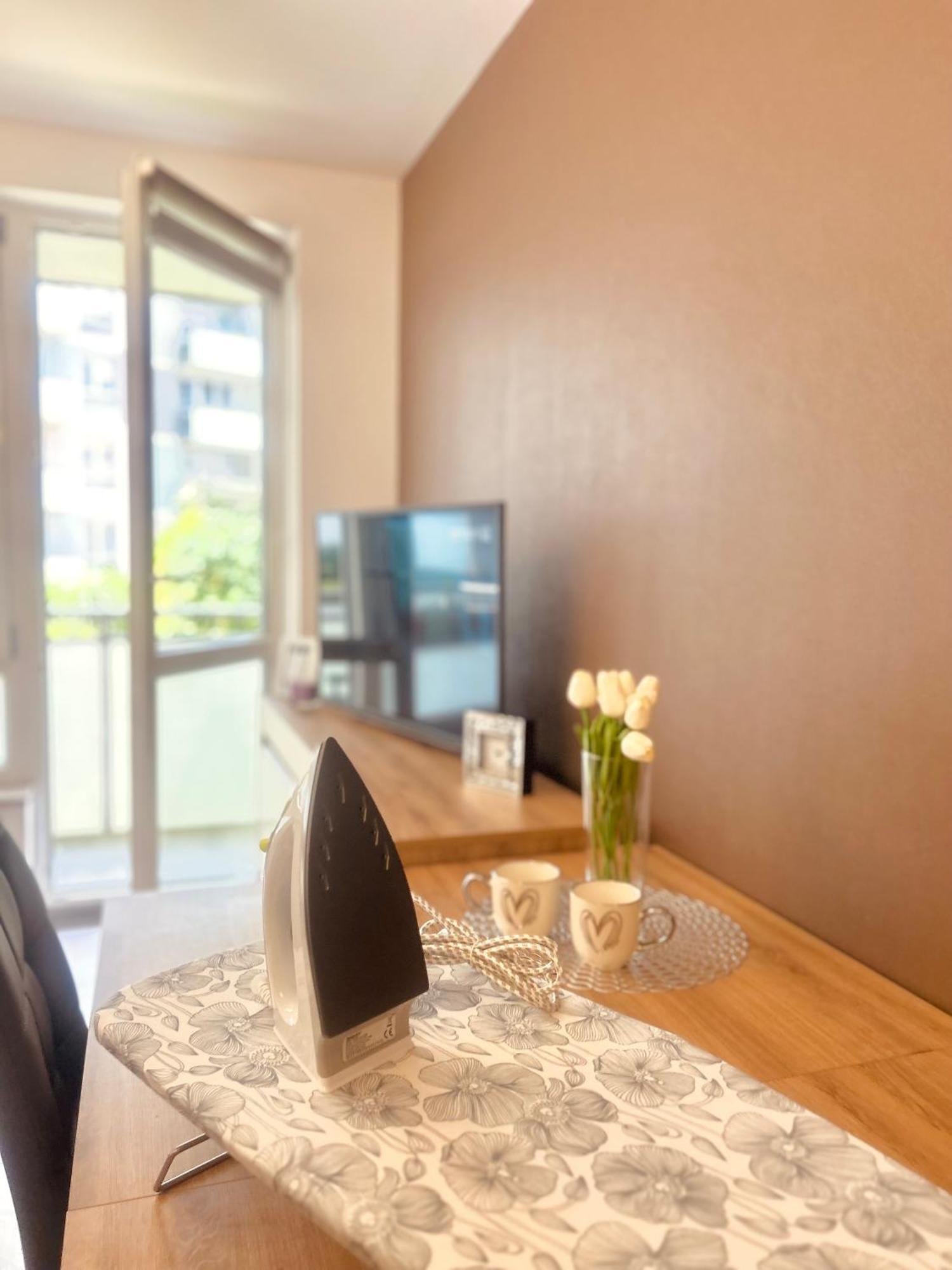 Downtown Apartments Family&Friends Rzeszow Dış mekan fotoğraf